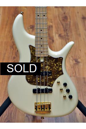 F Bass VF4 Olympic White Gold F Bass VF4 Olympic White Gold